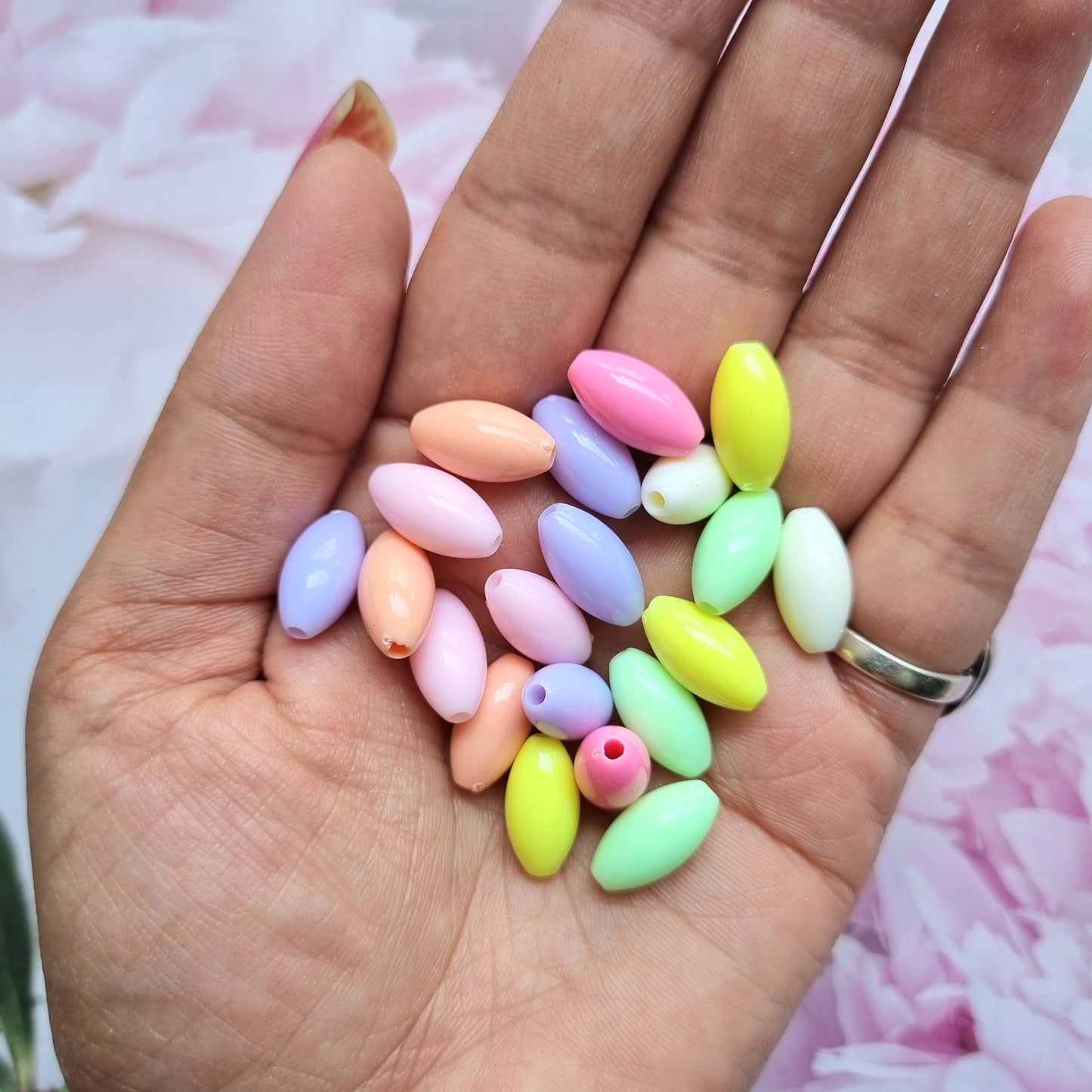 Acrylic Pastel Cylindrical Beads