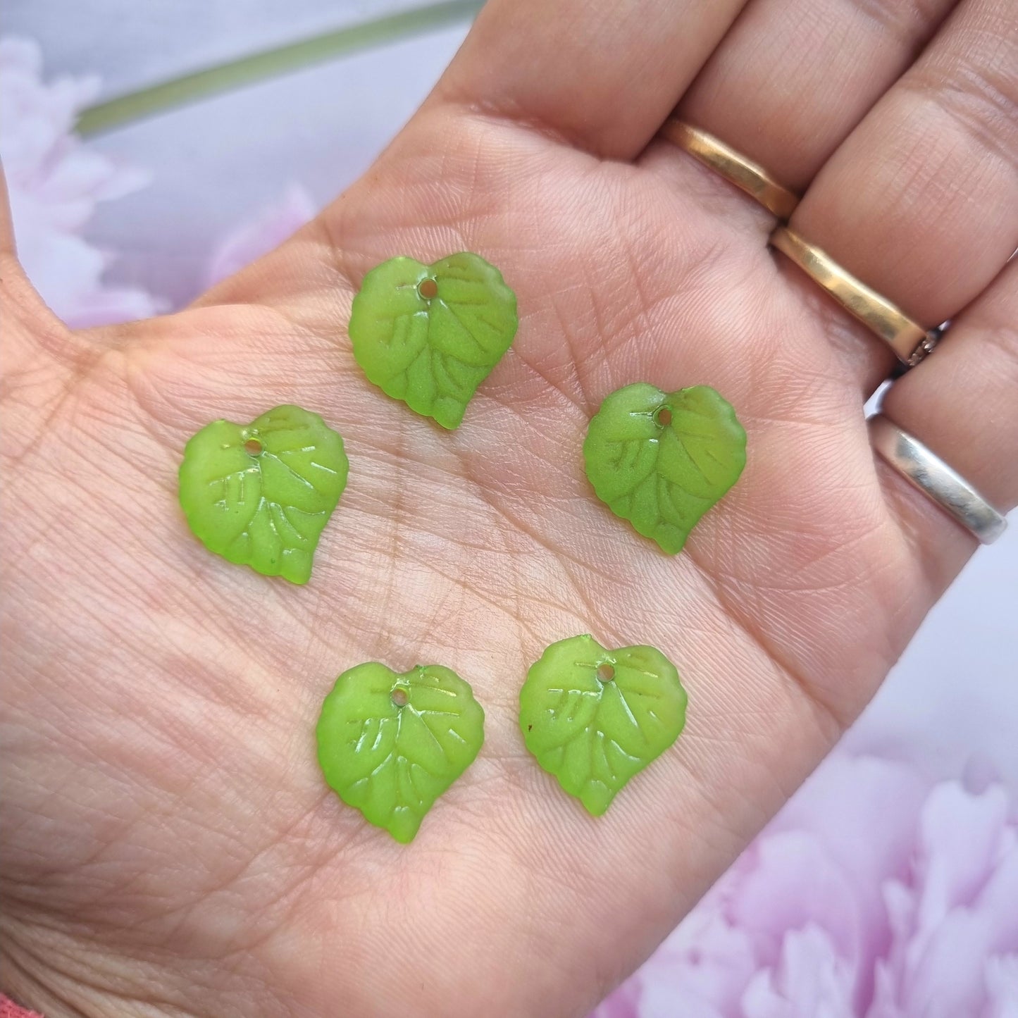 Acrylic Frost Leaf Beads