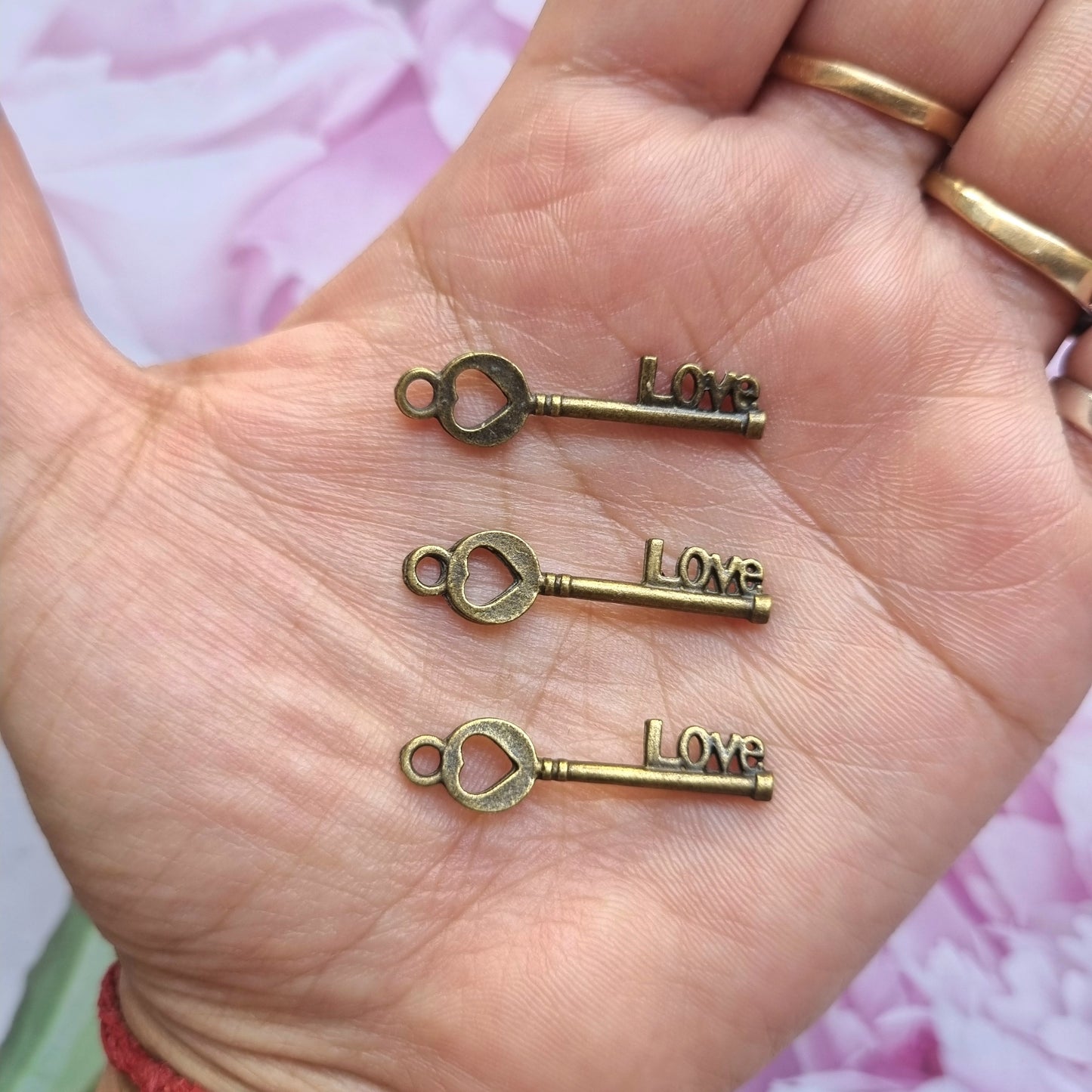 Antique Metal Charms - Key (Love)