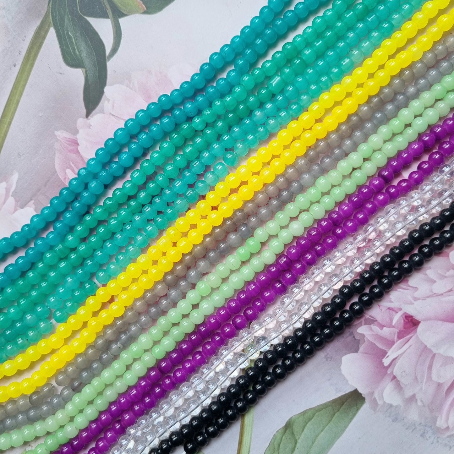 Plain Glass Beads (Size - 6mm)