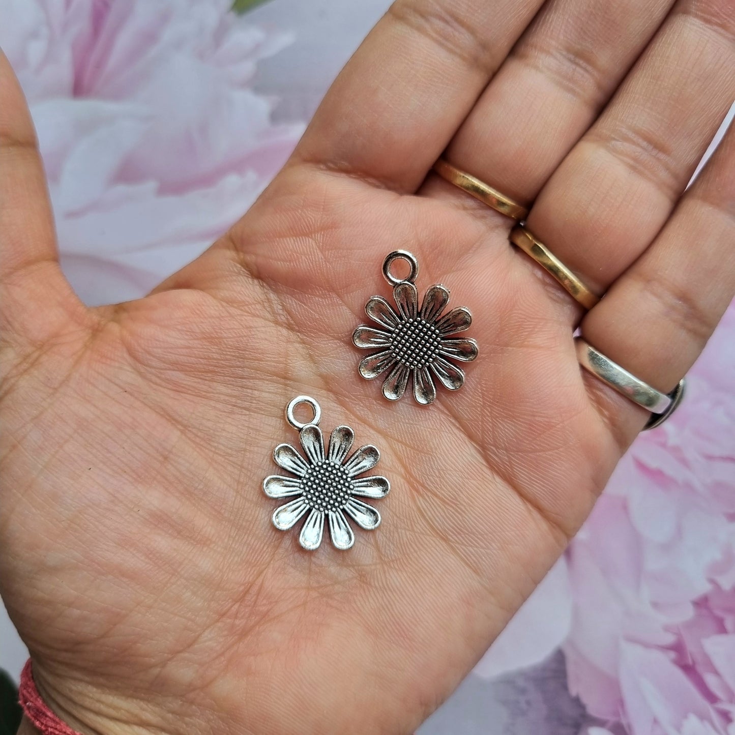 Silver Metal Charms - Daisy Flower