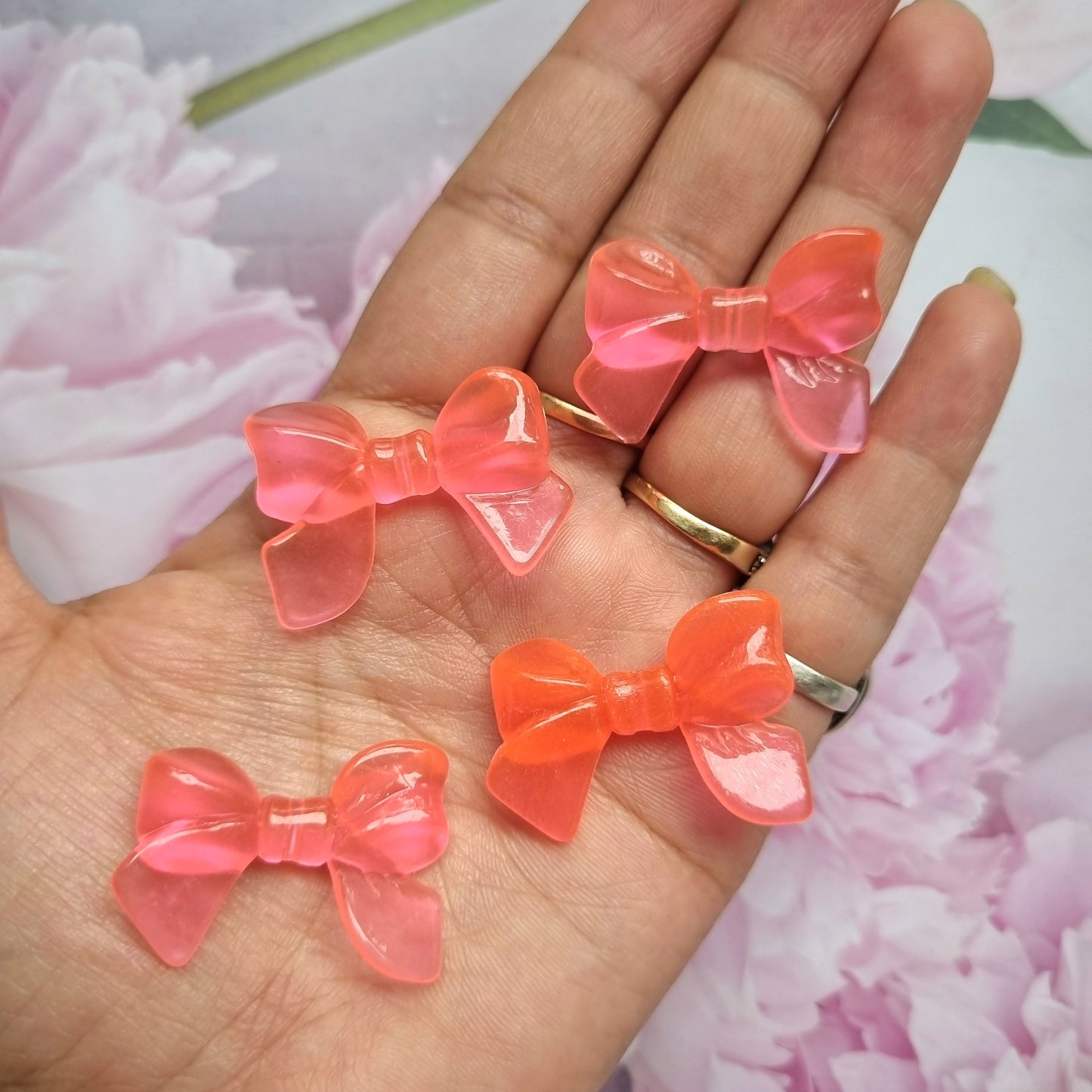 Acrylic Luminous Hot Pink Bow Bead