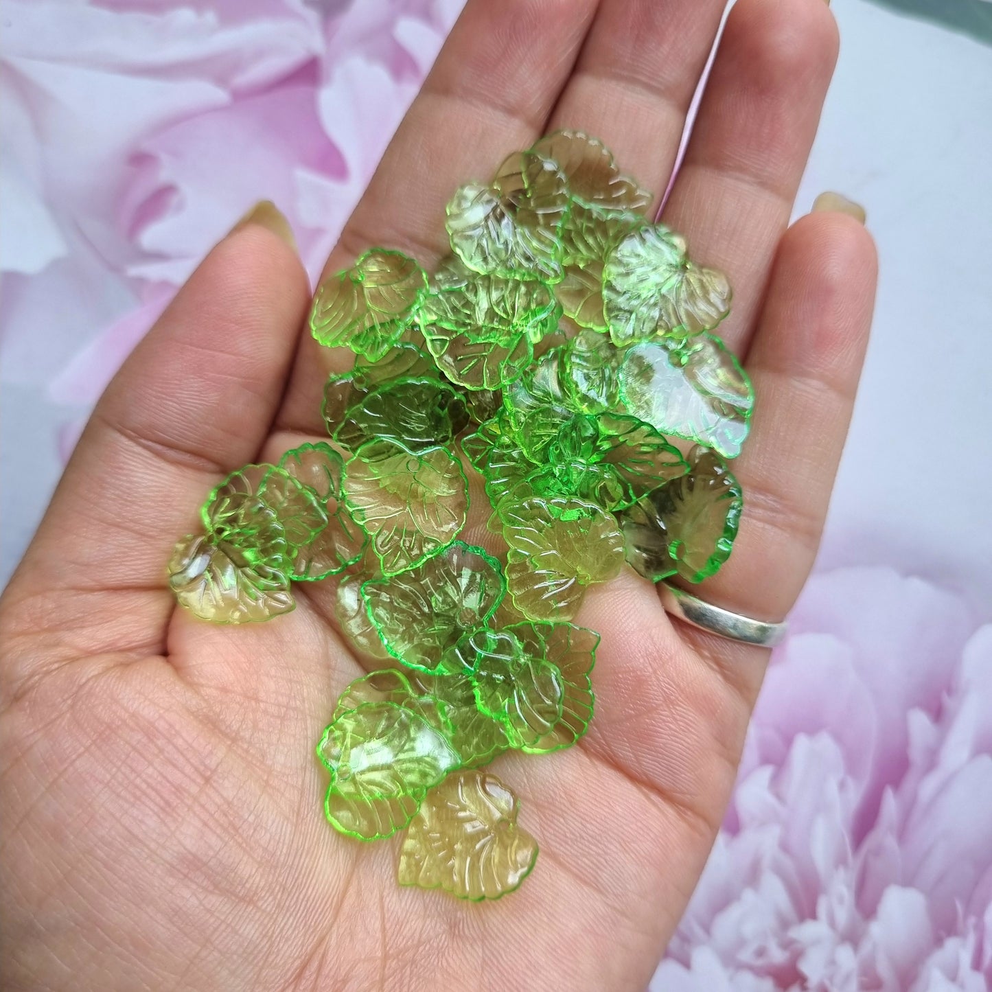 Acrylic Transparent Leaf (Pale Green)