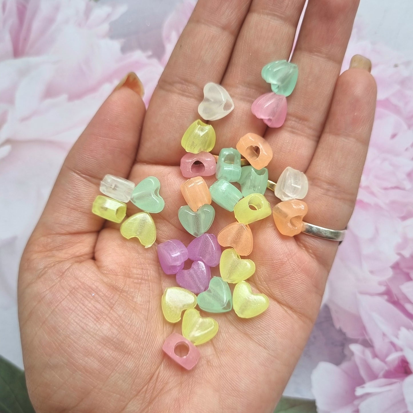 Luminous Acrylic Glitter Heart Beads