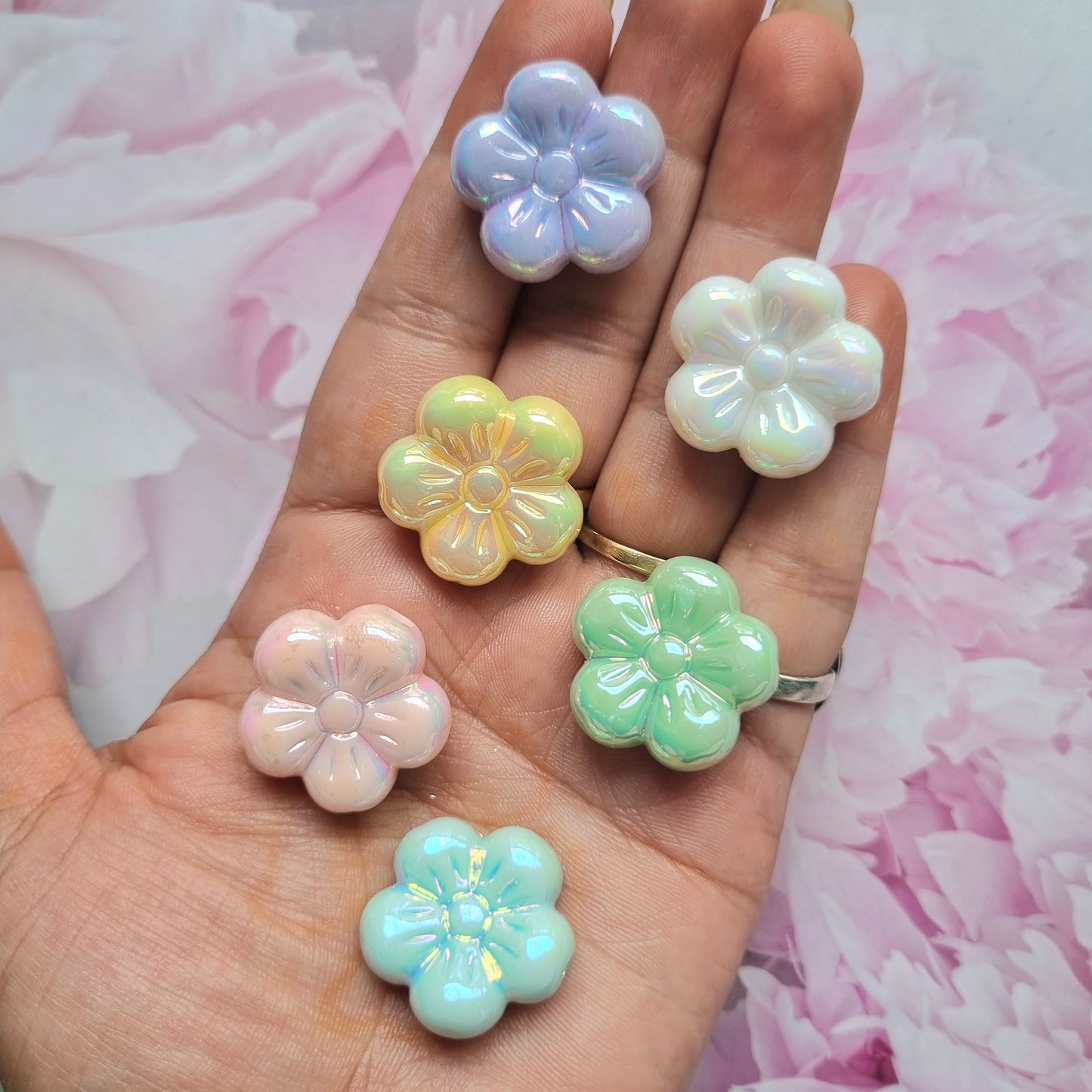 UV Plated Rainbow Iridescent Flower beads