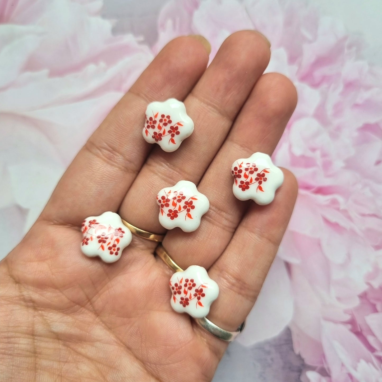 Porcelain Beads - Star (Red Flower)