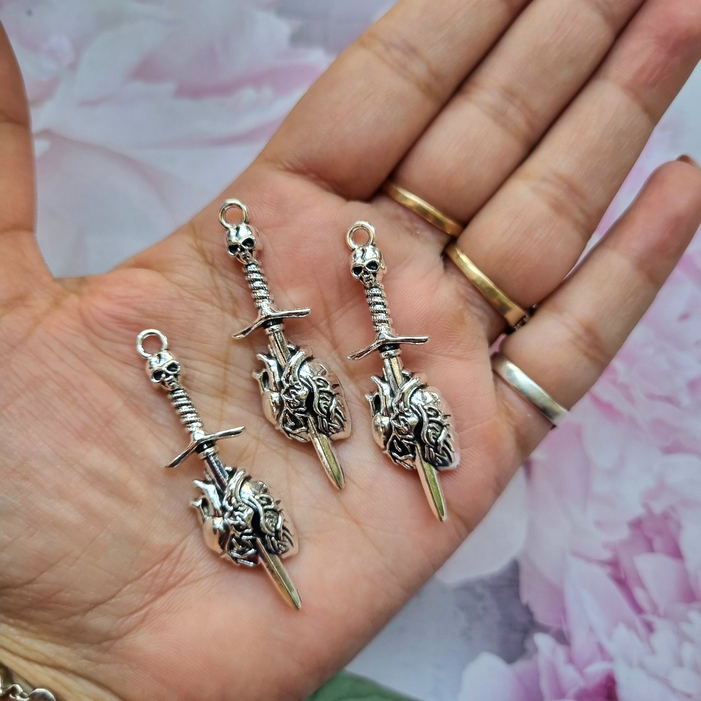 Metal Charms - Skull Sword with Heart