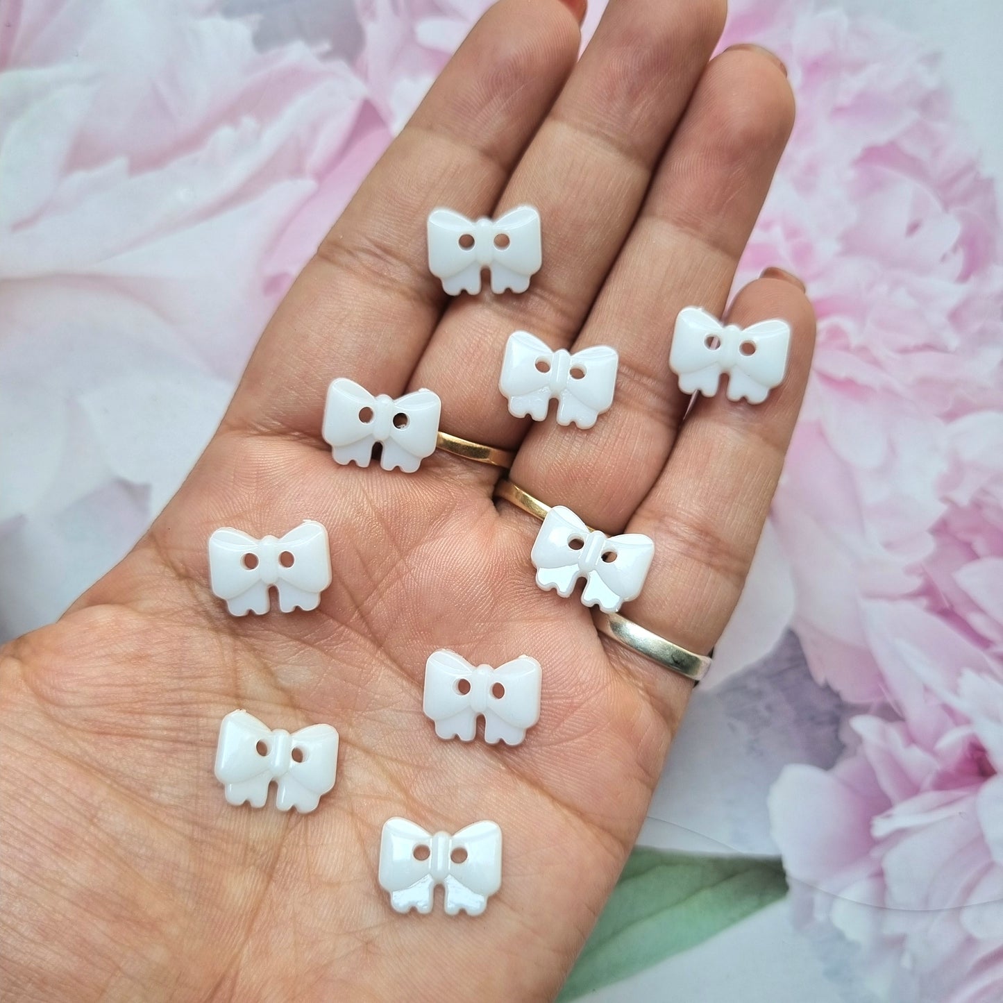 Acrylic White Bow Button