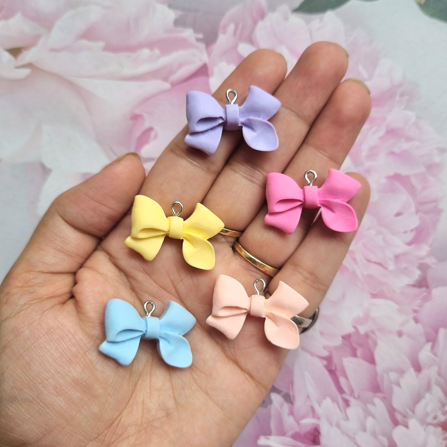 Resin Charms - Bow