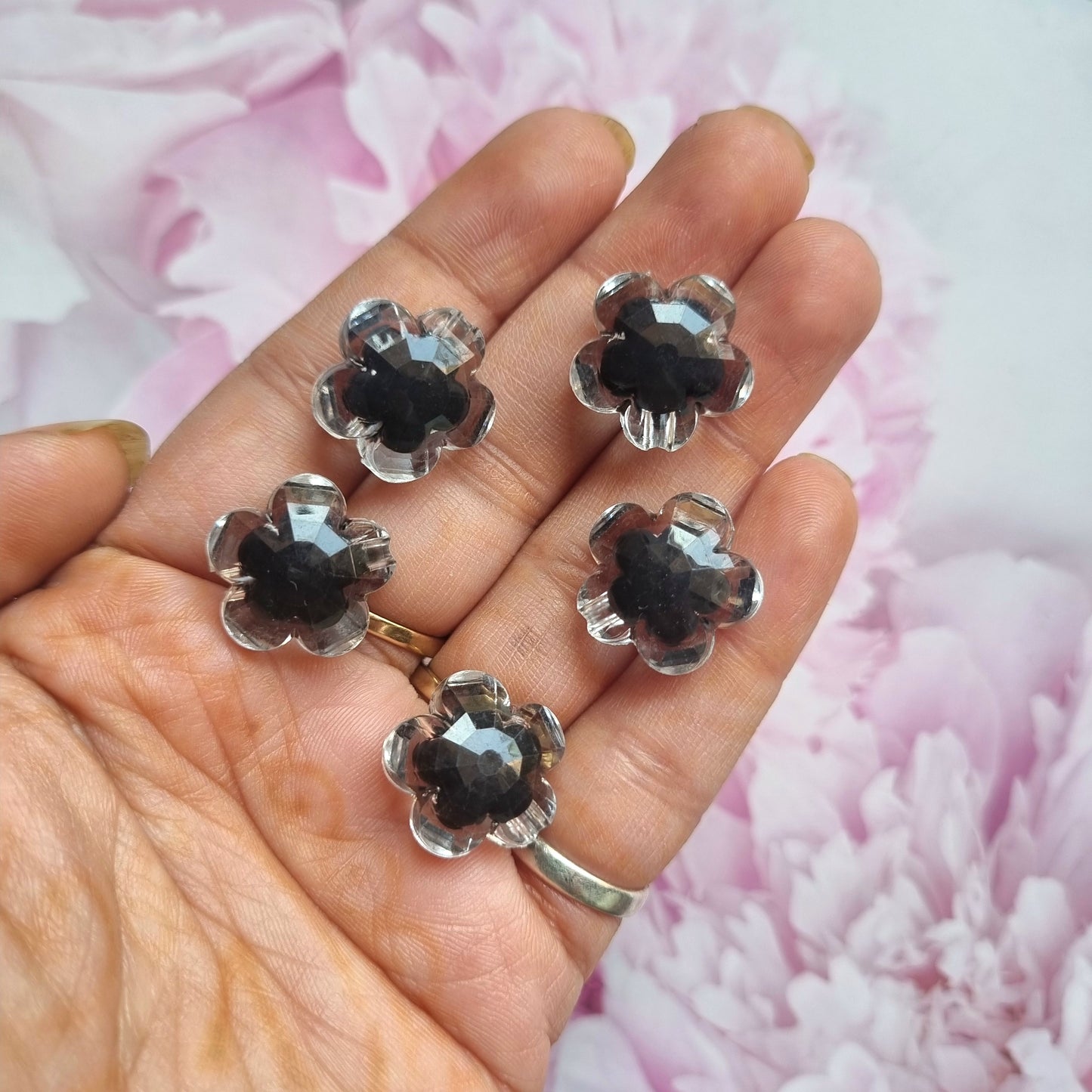 Transparent Flower Beads (Black)