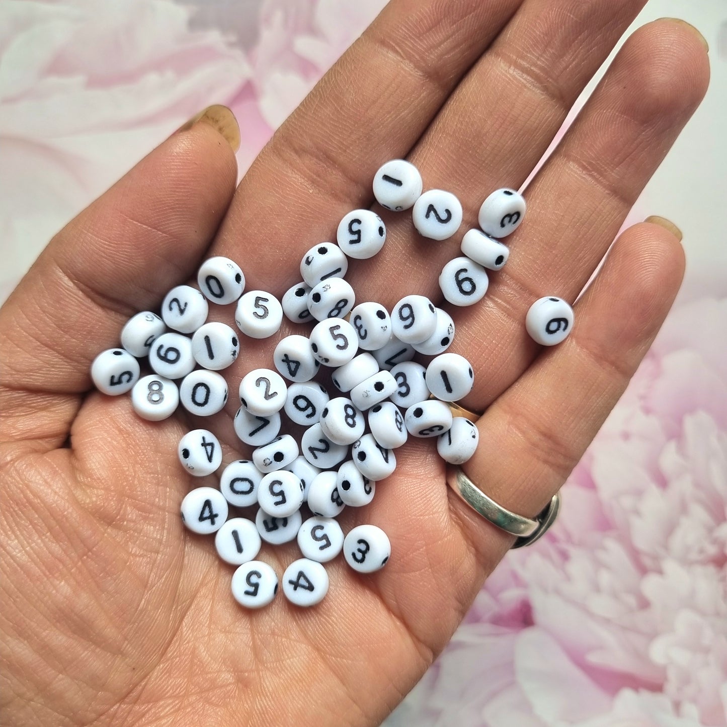B&W Number Beads