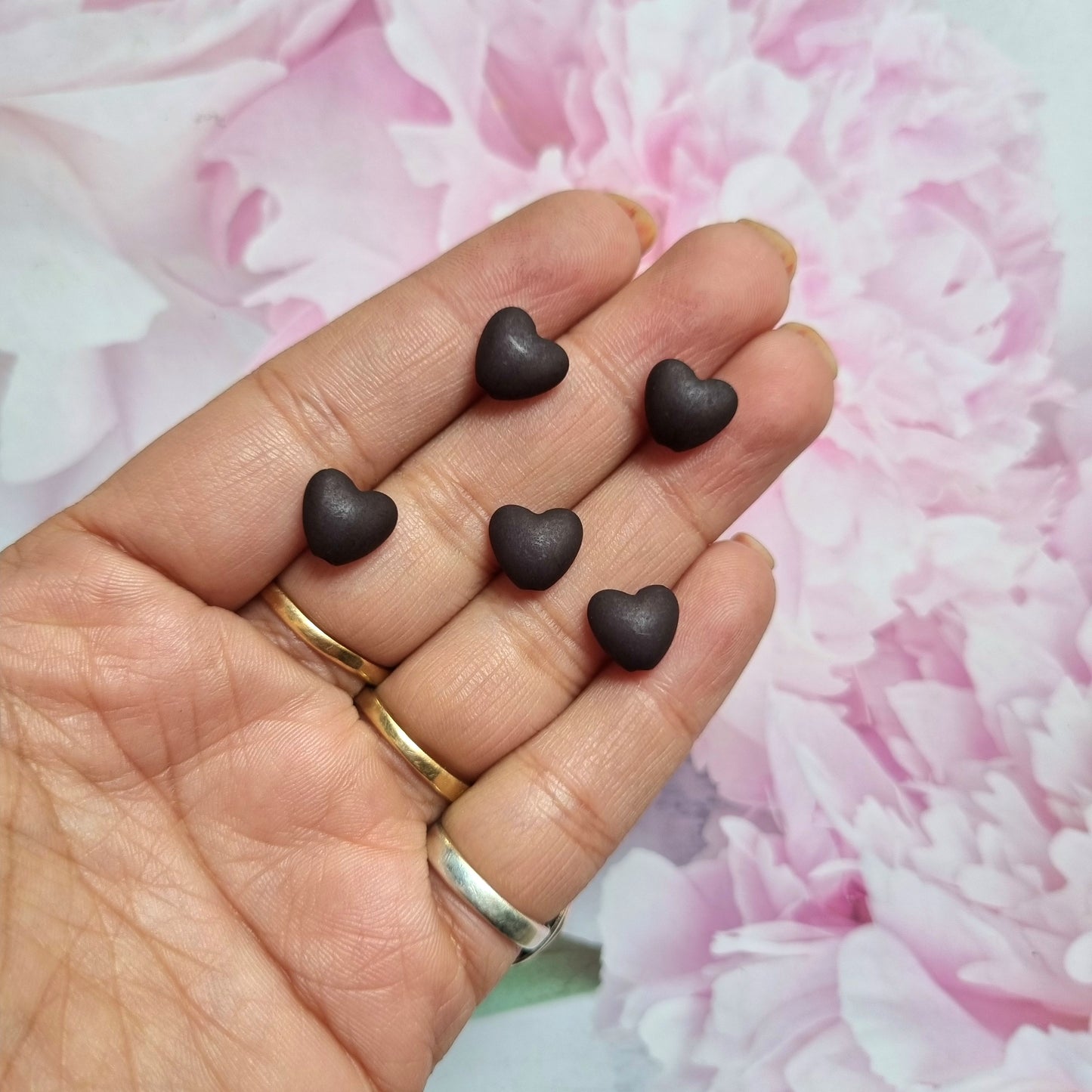 Acrylic Frosted Black Heart Beads