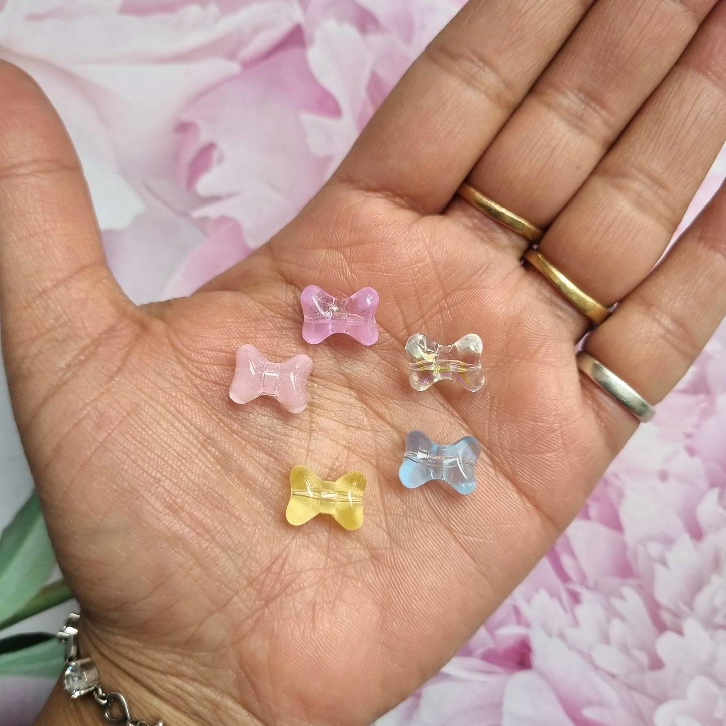 Glass Beads - Bow