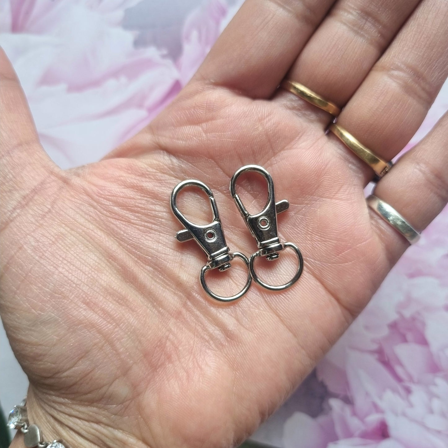 Jewellery Findings - Lobster (size - 22mm Approx)