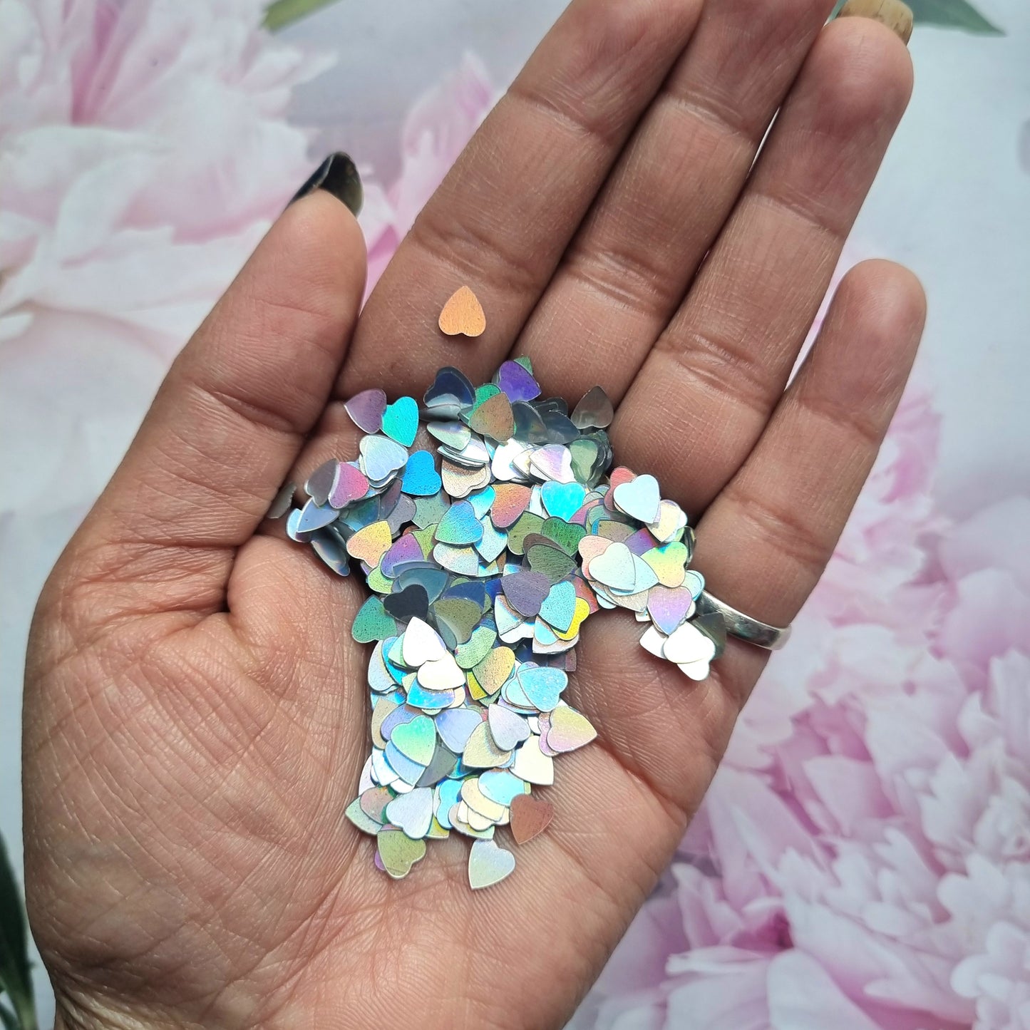 Silver Heart Sequins (Rainbow Shine)