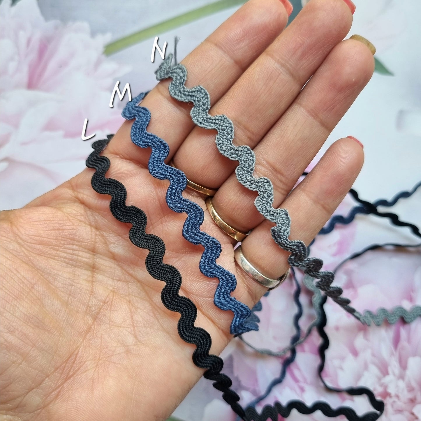 Zig Zag Lace