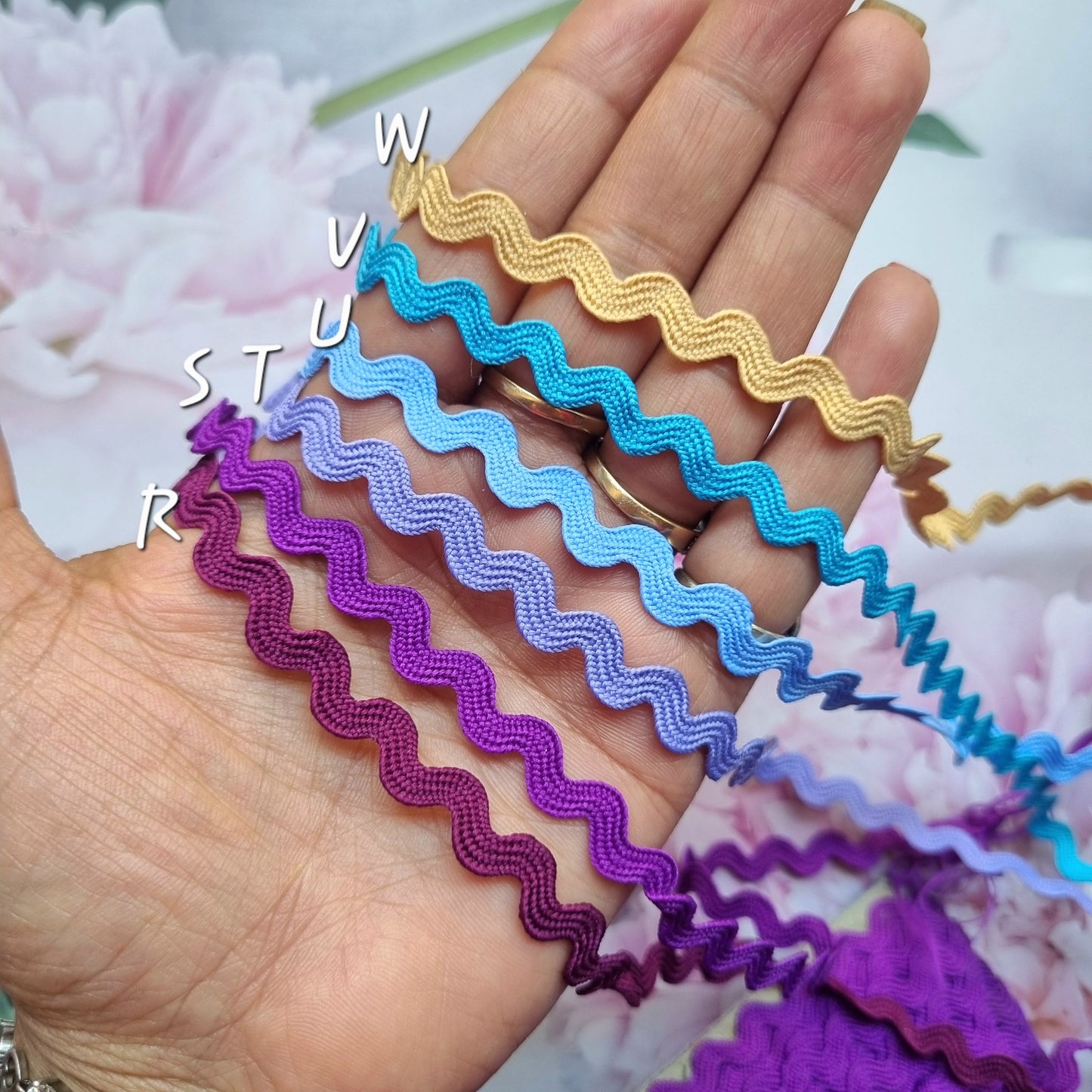 Zig Zag Lace