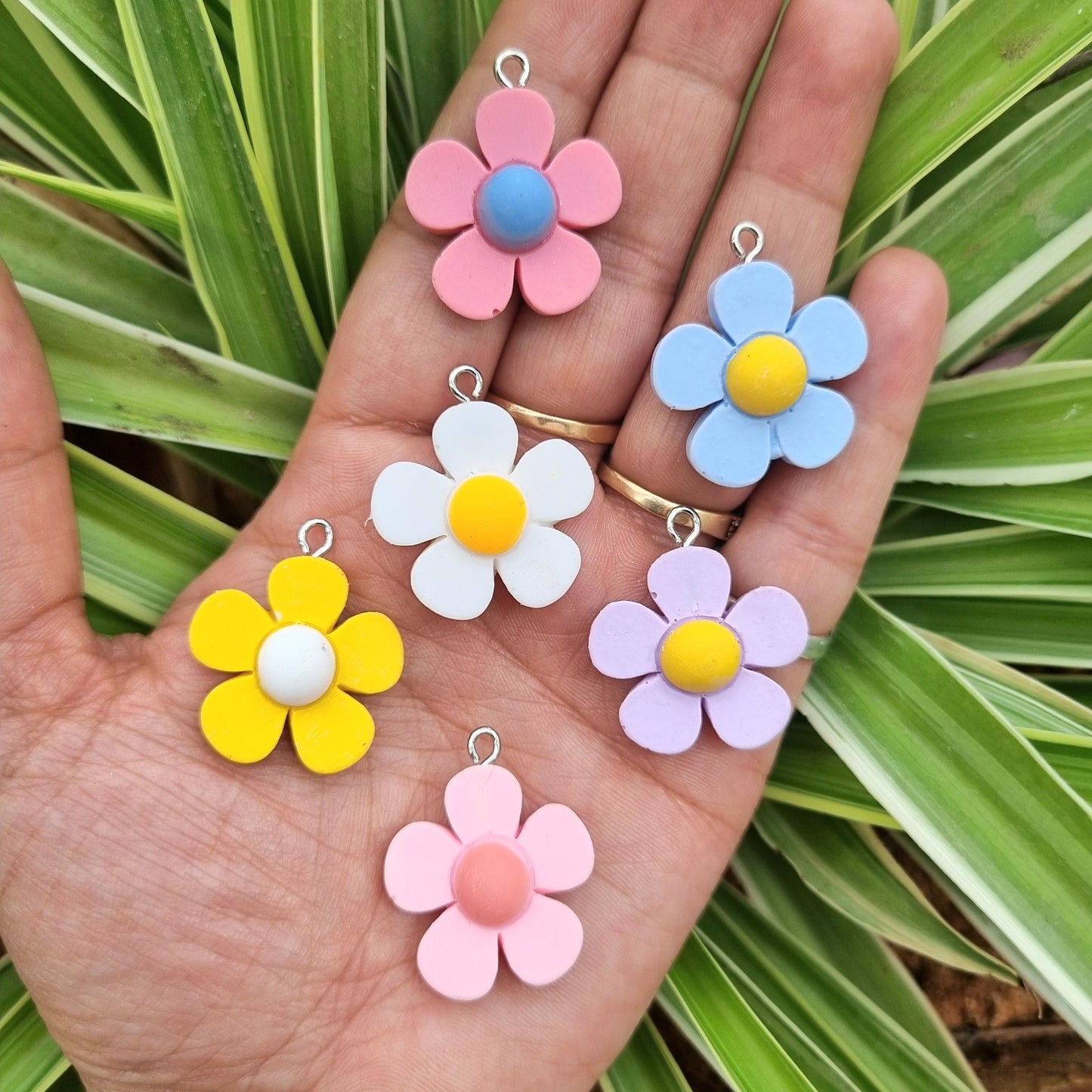 Resin Charms - Flower