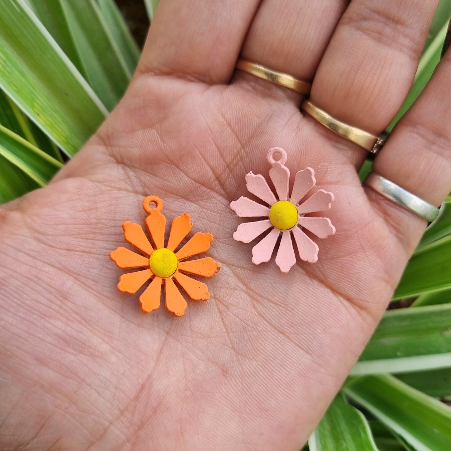 Spray Painted Alloy Flower Charms