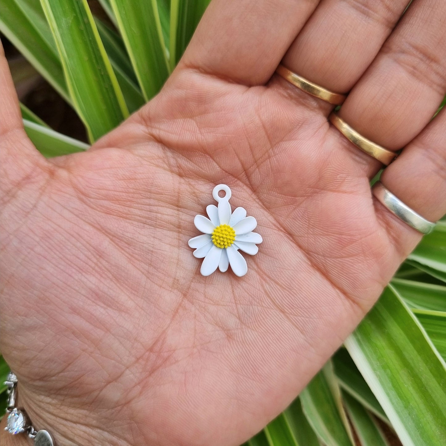Spray Painted Alloy Flower Charms