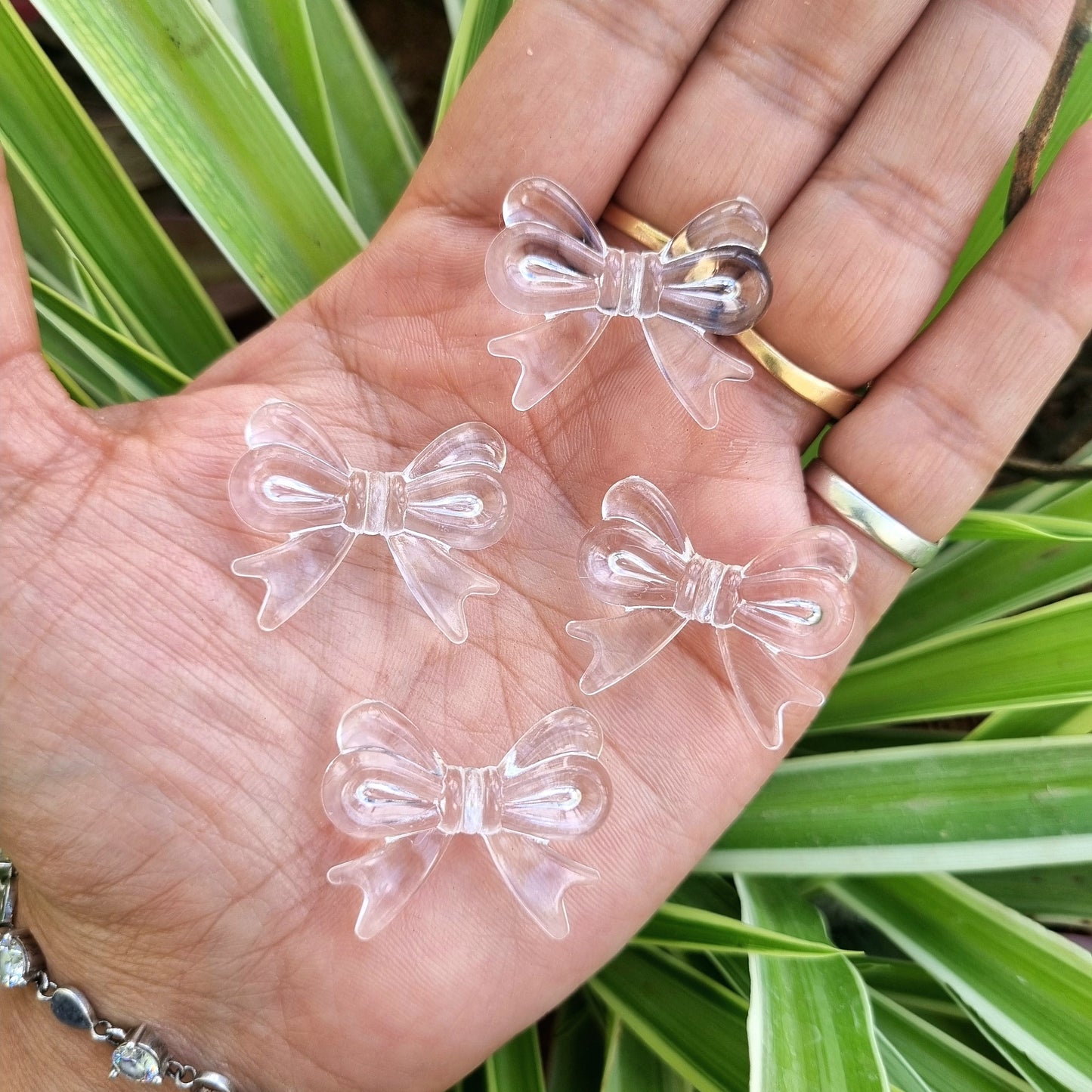 Acrylic Transparent Bow beads
