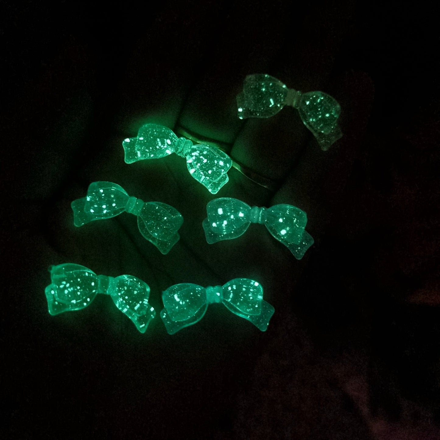 Acrylic Luminous Bow beads