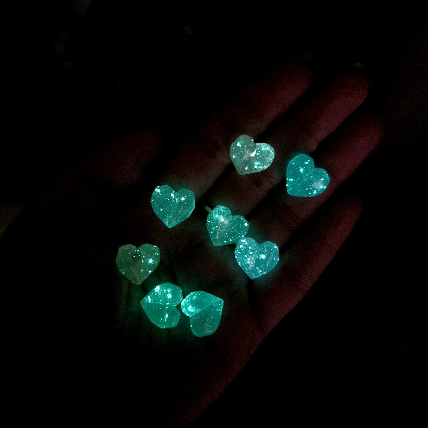 Luminous Glitter Heart Beads