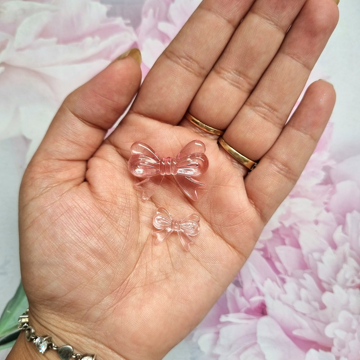 Acrylic Pink Bow Beads