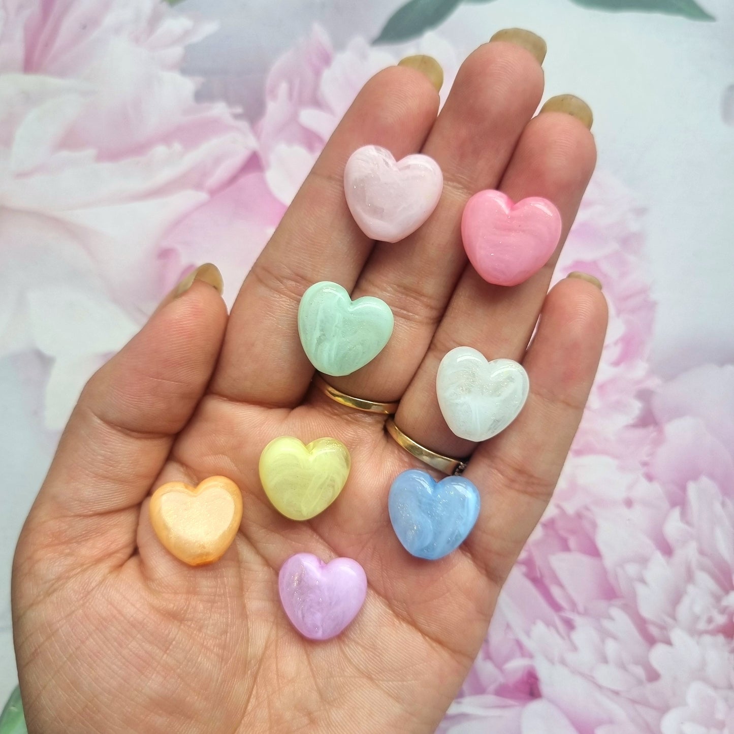 Luminous Glitter Heart Beads