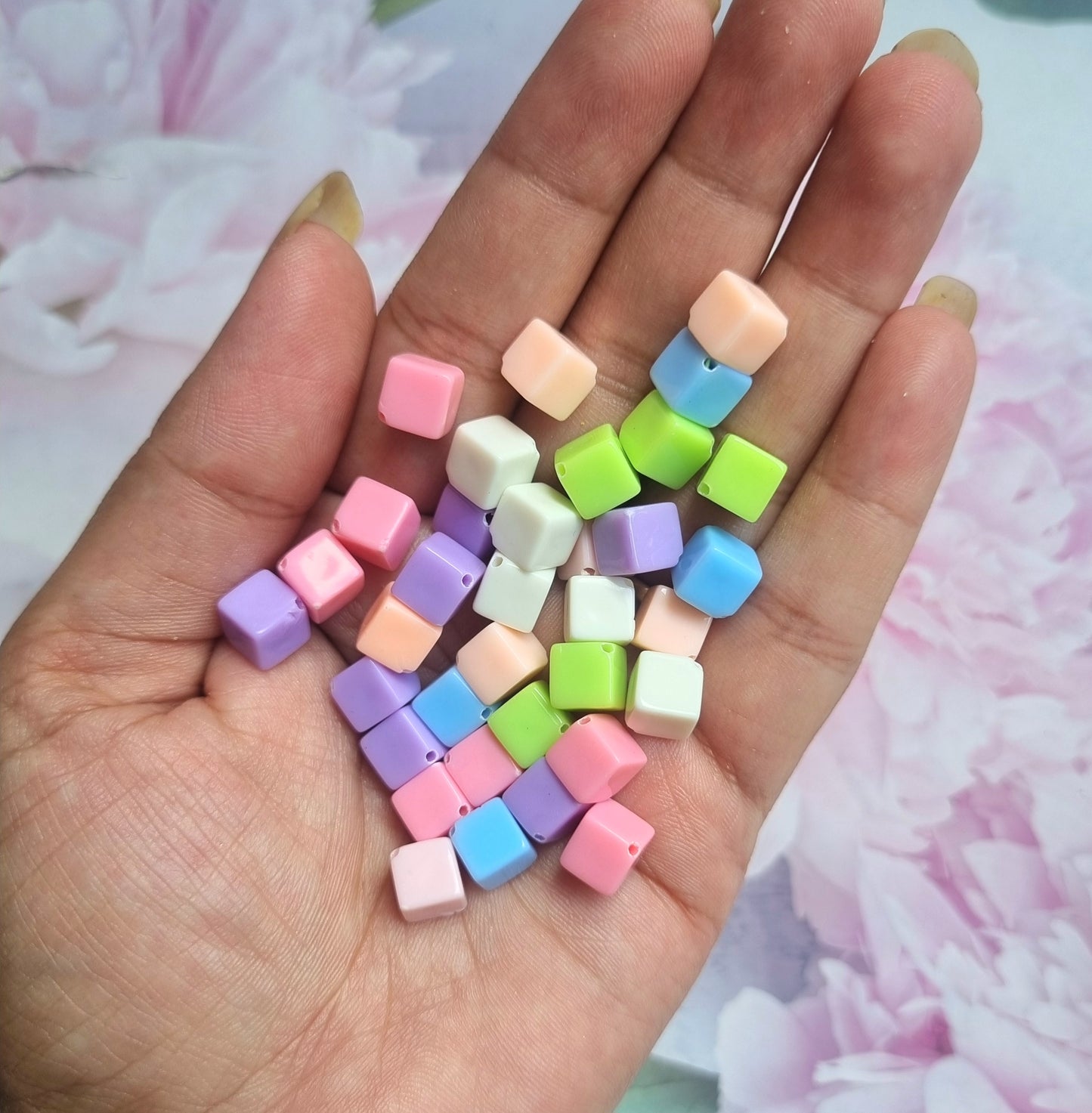 Acrylic Cube Beads (8mm)