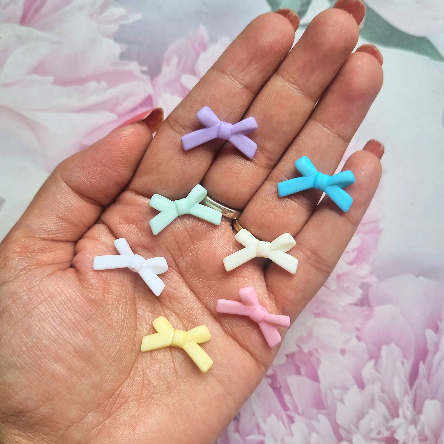 Acrylic Pastel Bow Beads