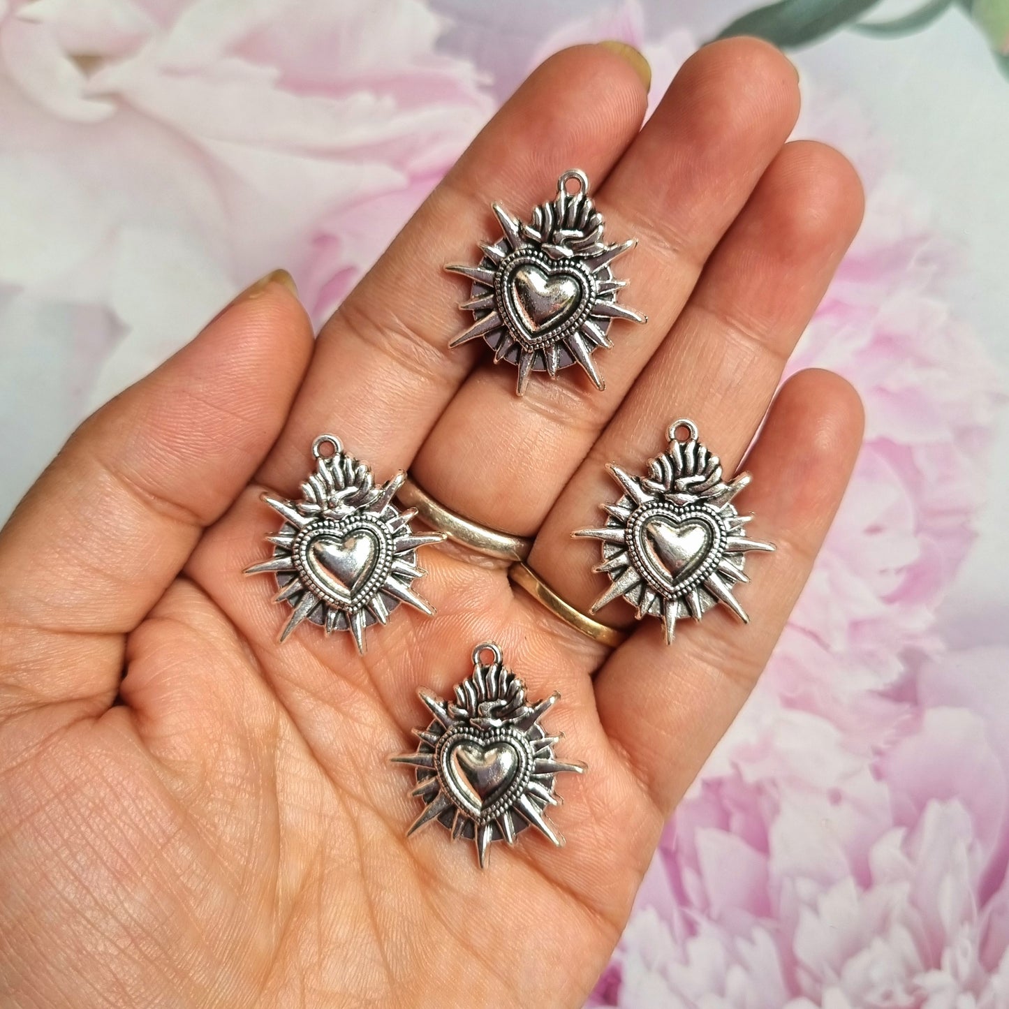 Metal Charms - Heart Spike