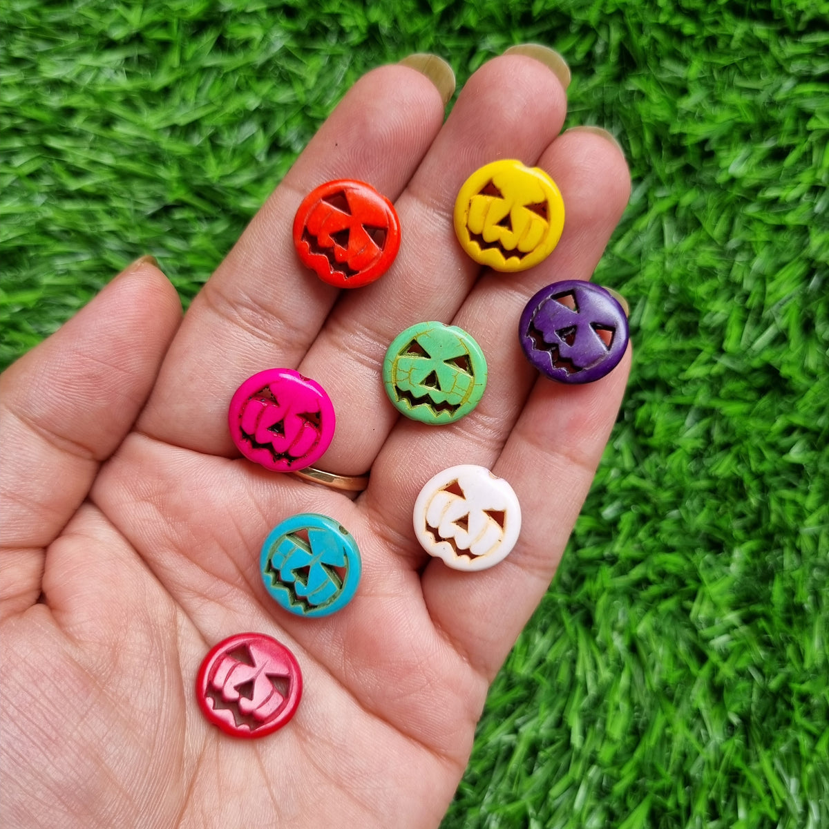 Synthetic Turquoise Beads - Halloween Pumpkin