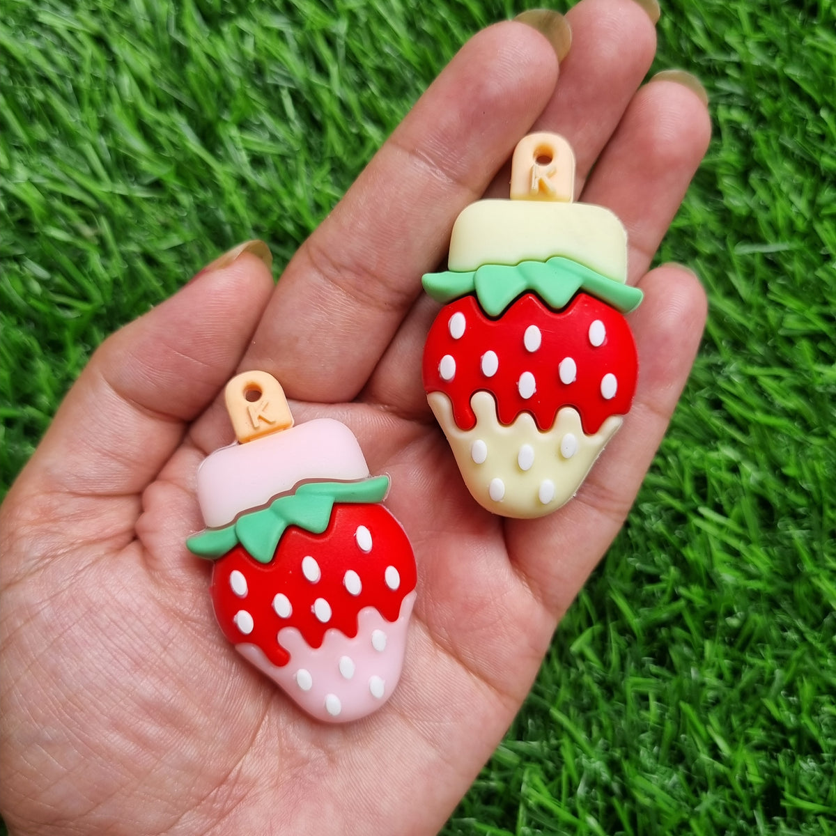 Silicon Charms - Strawberry Popsicle
