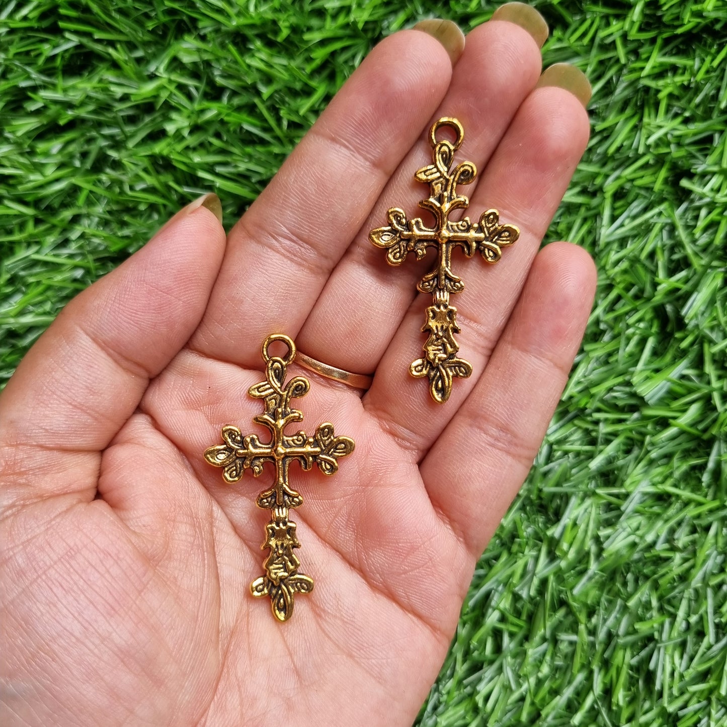 Metal Charm - Cross