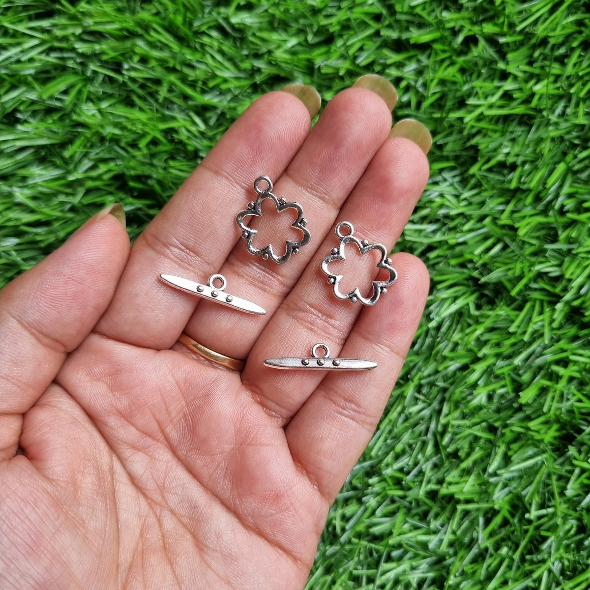 Metal Charms - Toggle Clasp 05