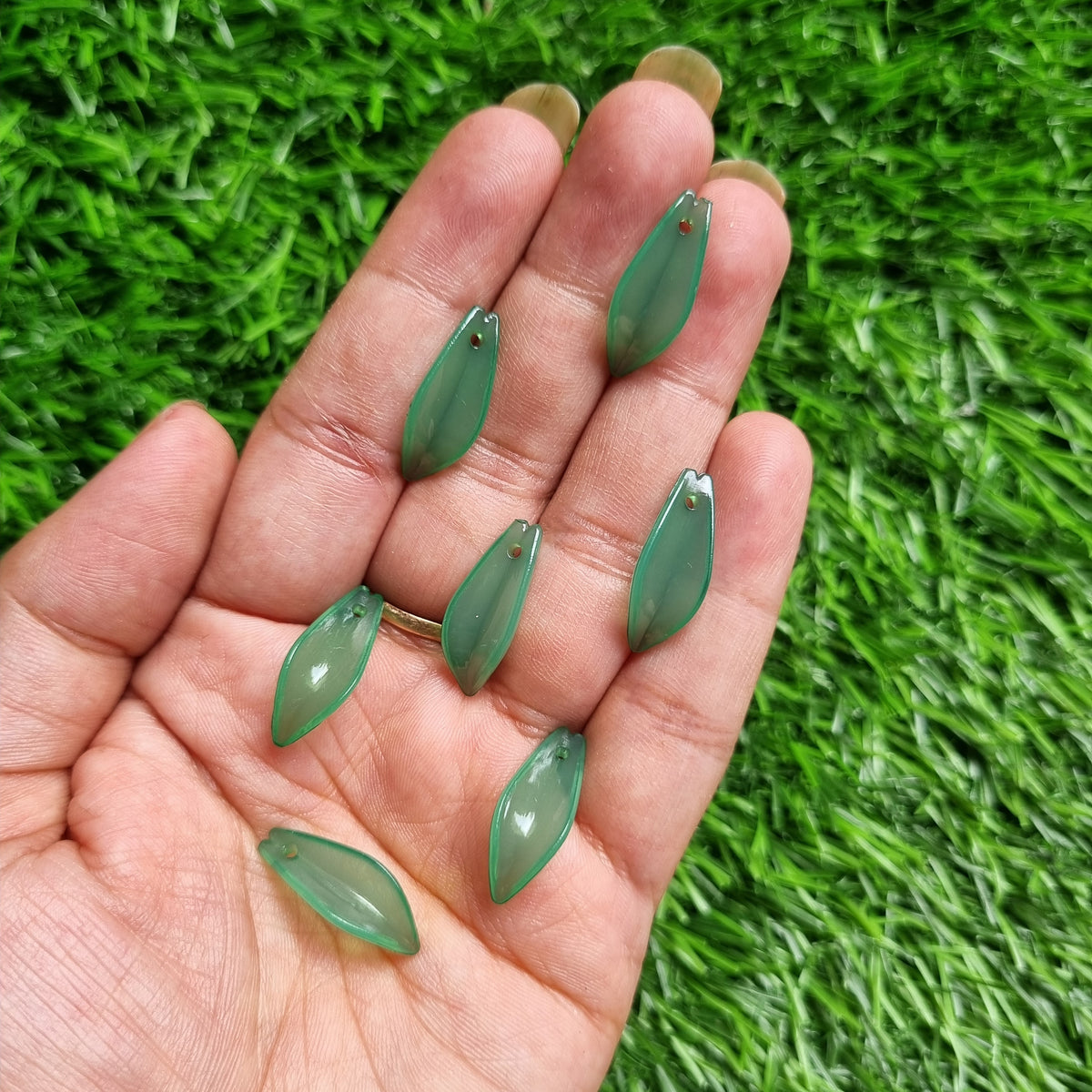 Premium Glass Beads - Leaves