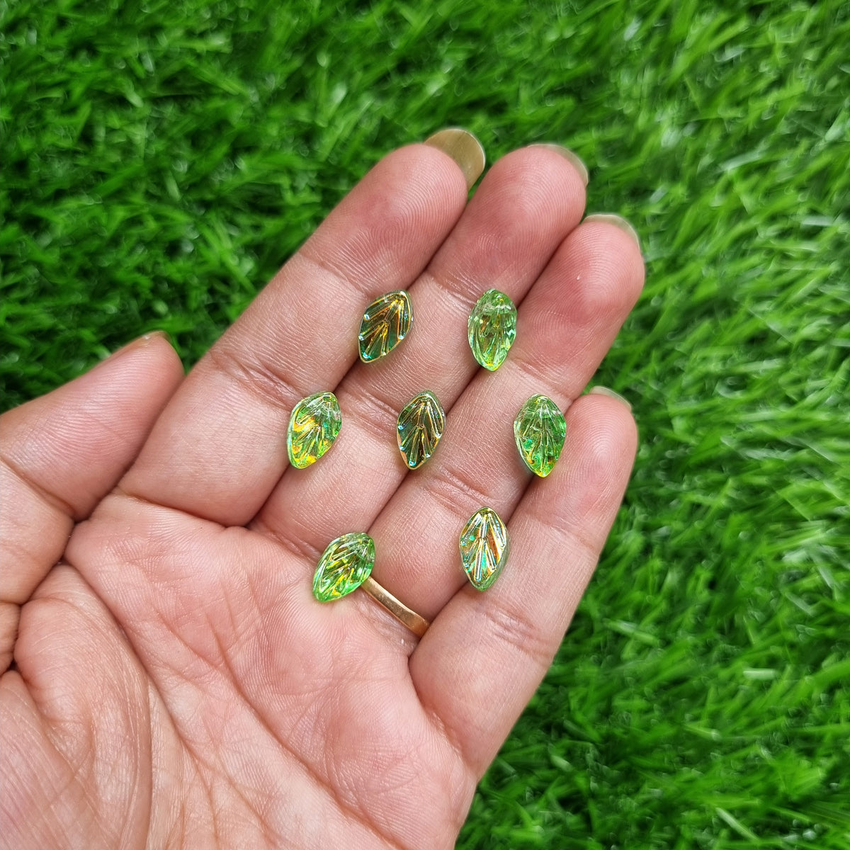 Glass Beads - Rainbow Shine Leaves