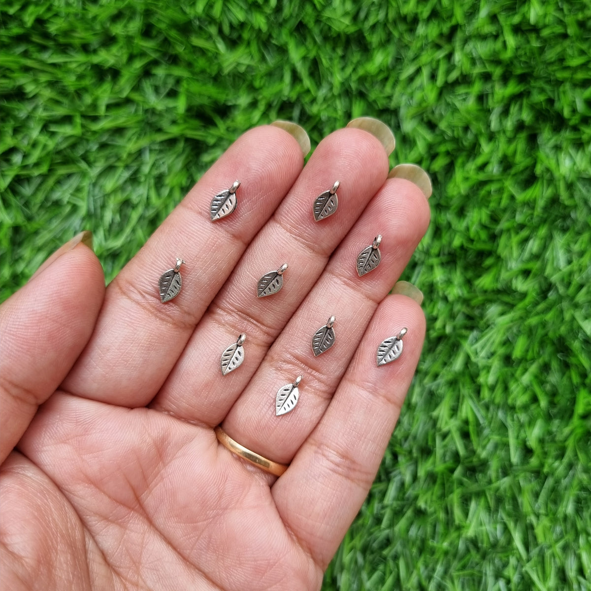 Metal Charms - Tiny Leaves