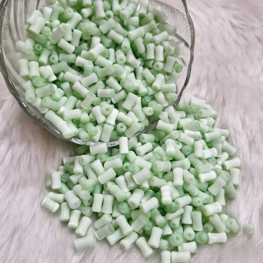 Cylindrical Glass Beads
