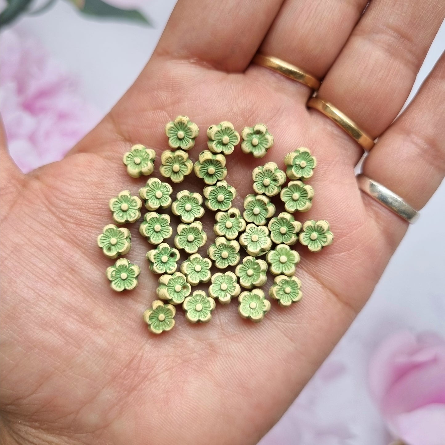 Acrylic Beads - Flower (Green)