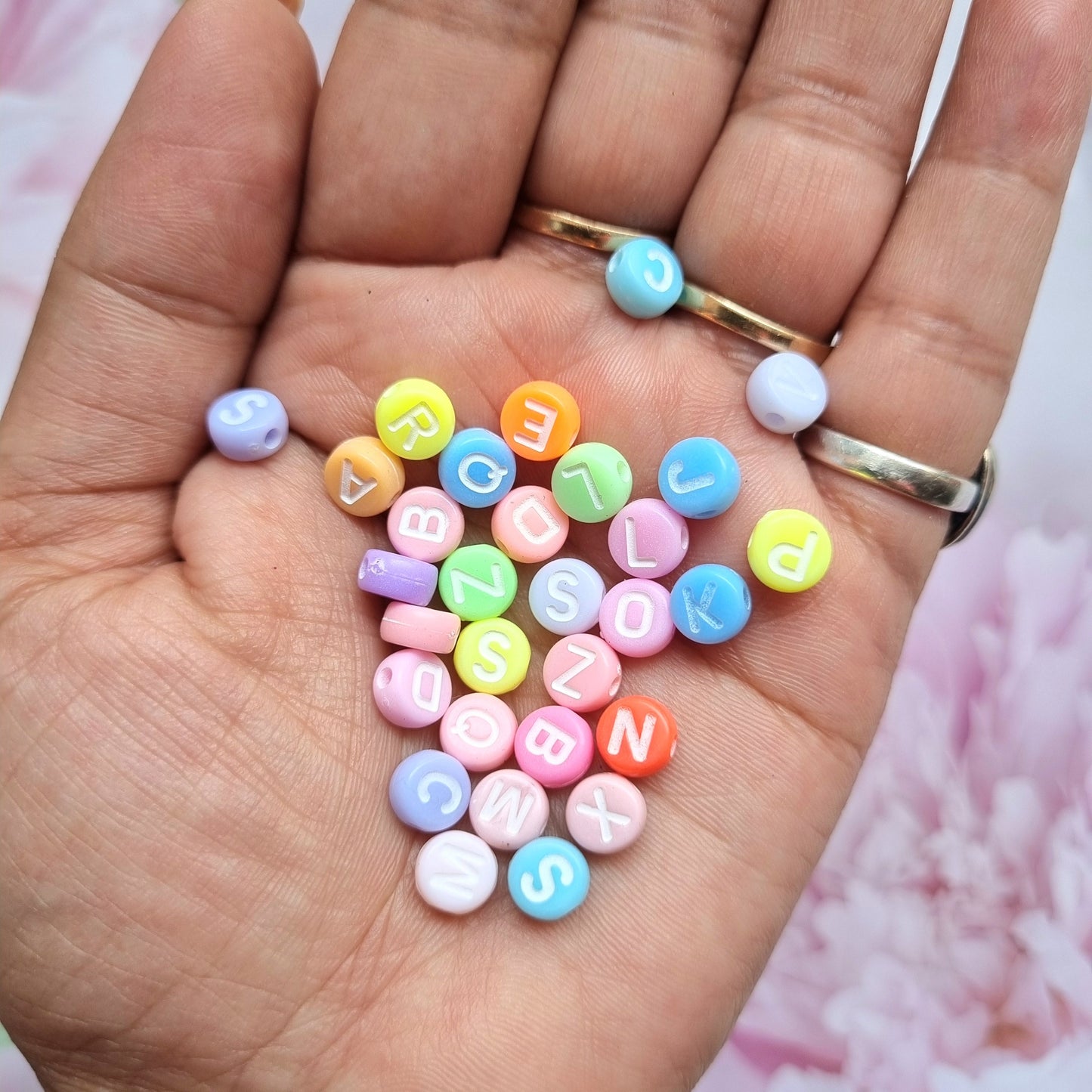 Acrylic Alphabet Beads 04