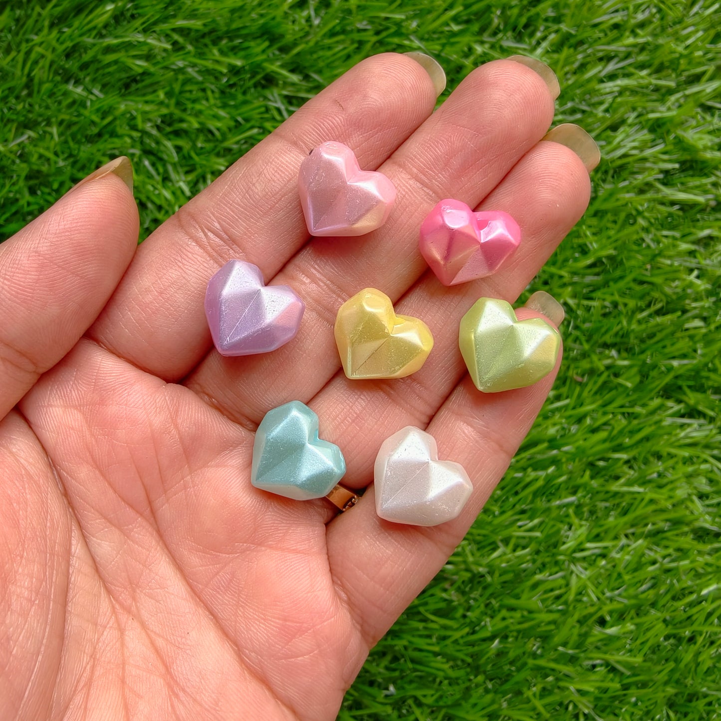 Acrylic Faceted Heart Beads