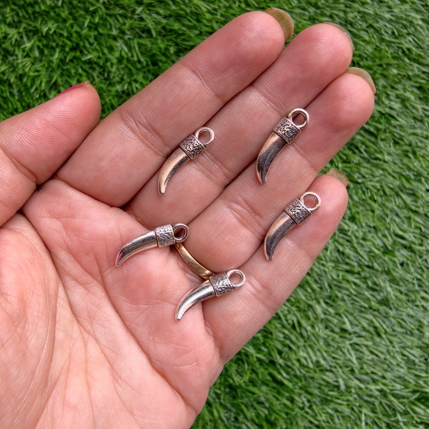 Metal Charms - Tusk
