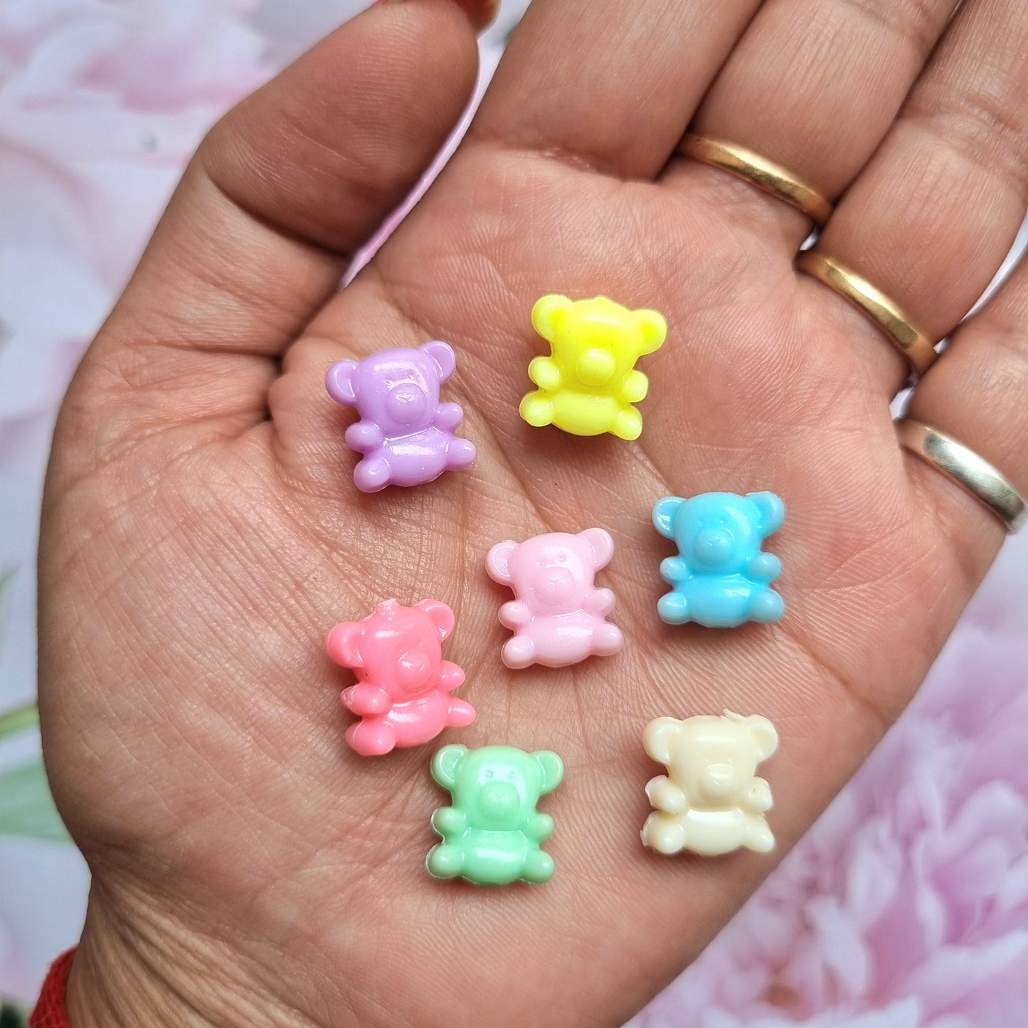 Acrylic Pastel Teddy Beads 01
