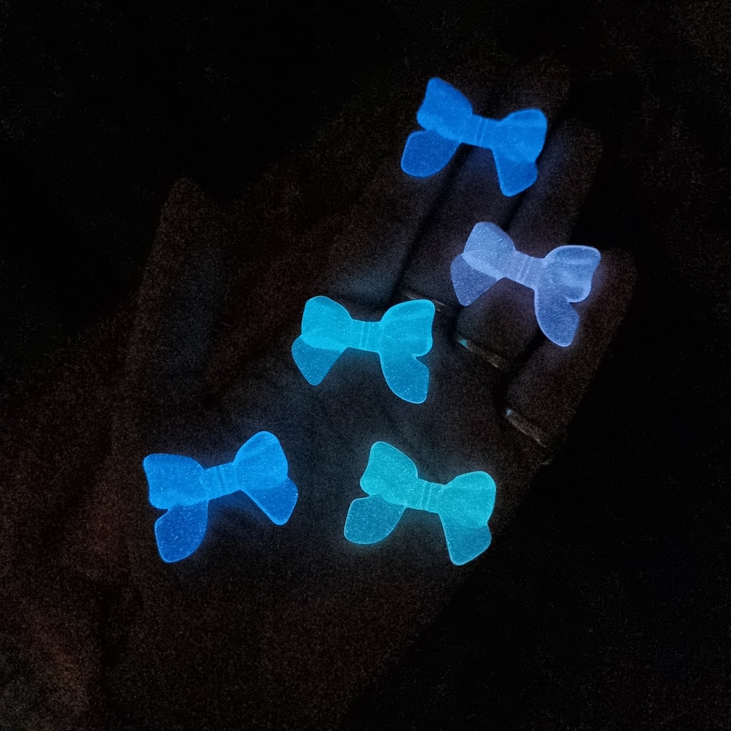 Acrylic Luminous Bow Beads