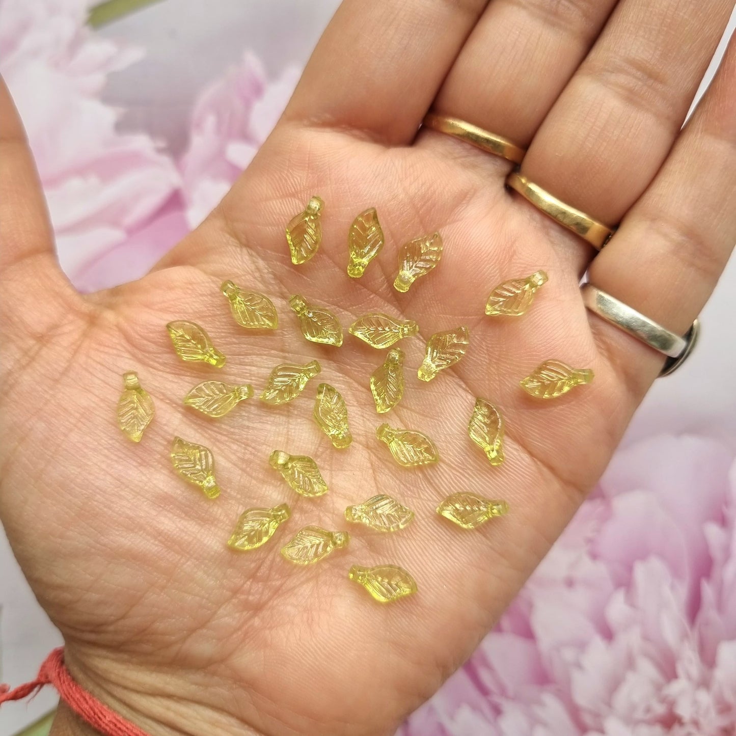 Acrylic Tiny Leaves (Light Green)