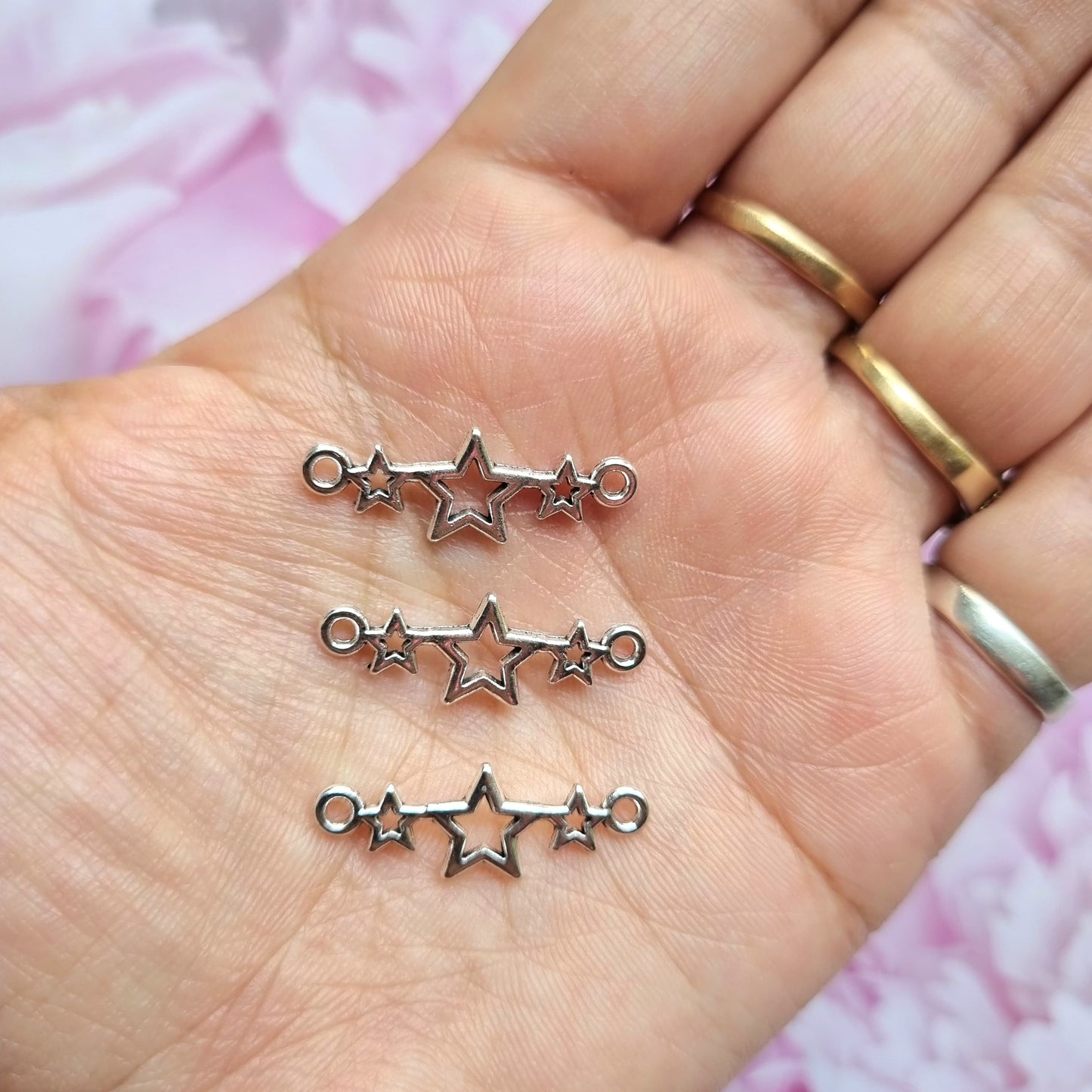 Silver Metal Charm - Star Connector