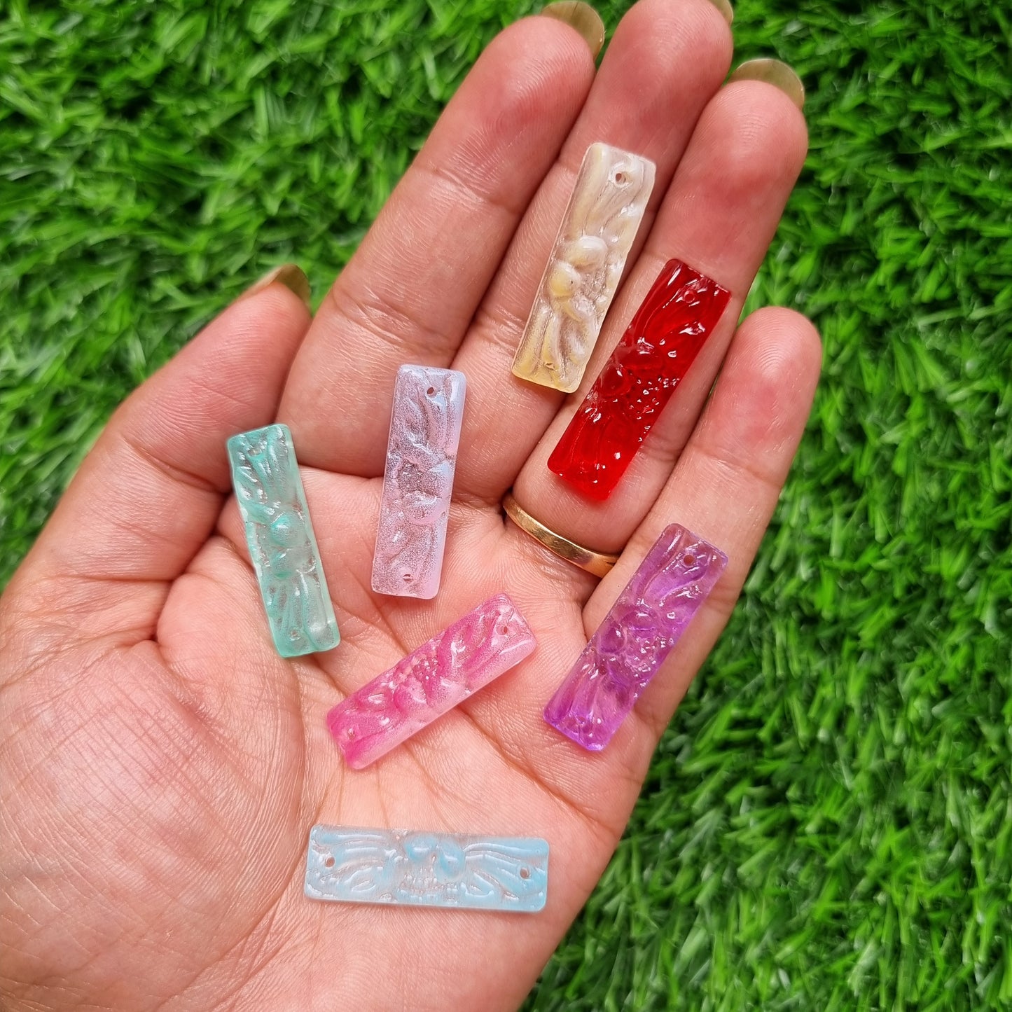 Glass Beads - Embossed Glass Rectangle Connector