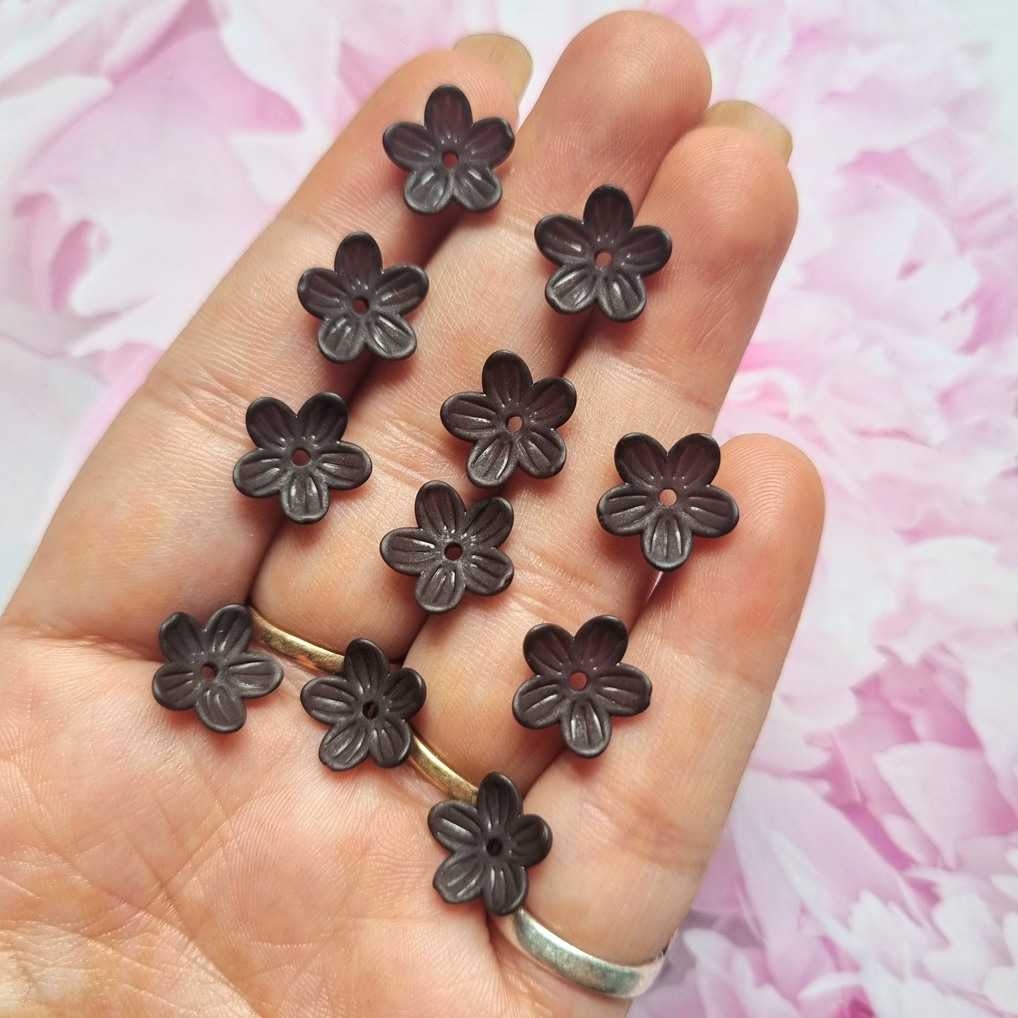 Acrylic Frosted Black Flower Caps Beads